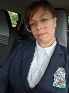 Maranke Wieringa in de auto