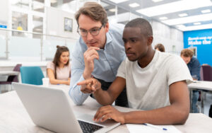 Onderwijs sector bij Parell
